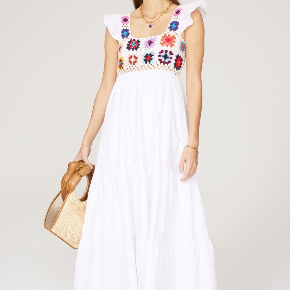 Embroidered White Maxi‎ Dress